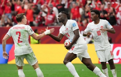 CHÍNH THỨC: Chủ nhà World Cup phải đá trên sân khách