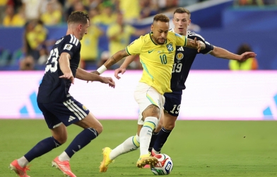 Trực tiếp bóng đá Scotland 0-3 Brazil: Neymar vào sân