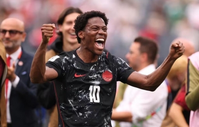 CHÍNH THỨC: Thắng Nam Phi, Canada đi vào lịch sử World Cup
