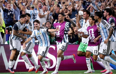 Trực tiếp bóng đá Argentina 2-1 Thụy Sĩ: Siêu phẩm thiên tài!
