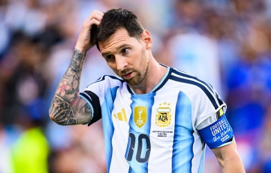Lionel Messi bị cấm lên tuyển Argentina theo luật mới