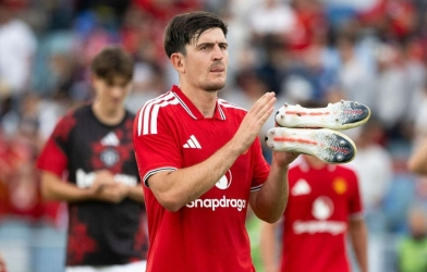 Maguire bảo chứng, MU 'có thêm' trung vệ chất lượng tại Old Trafford