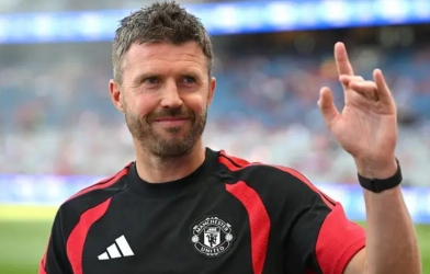 CHÍNH THỨC: Tiền vệ tấn công cao 1m84 chia tay Manchester United