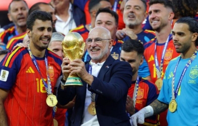 CHÍNH THỨC: ĐT Tây Ban Nha chốt xong HLV trưởng cho World Cup 2030