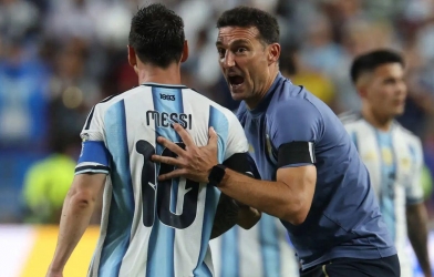 HLV ĐT Argentina tuyên bố thẳng điều sẽ xảy ra khi Messi chia tay ĐTQG