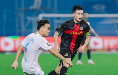 HLV Chu Đình Nghiêm nói thẳng phong độ của Hoàng Đức sau FIFA ASEAN Cup