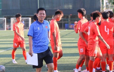 CĐV ĐNÁ réo tên Việt Nam khi Thái Lan, Indonesia cùng thắng lớn ở World Cup