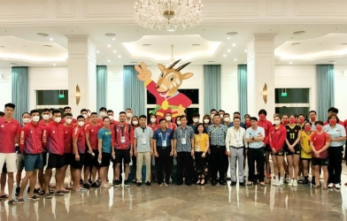 Bóng chuyền Việt Nam nhận thưởng 'nóng' trước vòng chung kết