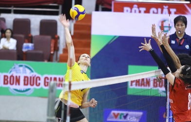Chân dài bóng chuyền 1m98 hạ gục Bích Tuyền, Thái Bình sáng cửa dự tứ kết