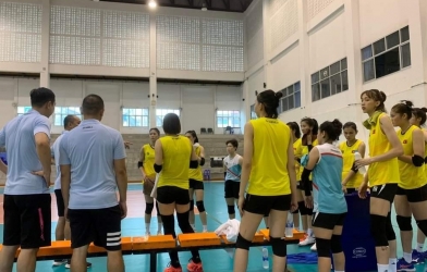 Thái Lan 'đánh bại' tuyển bóng chuyền nữ Việt Nam trong trận giao hữu