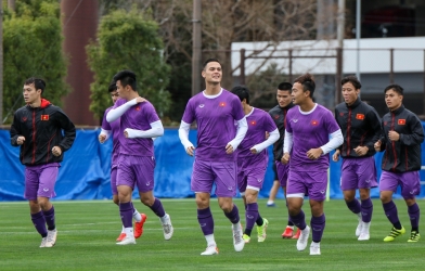 Ngôi sao Việt kiều bảo vệ HLV Park trên báo châu Âu