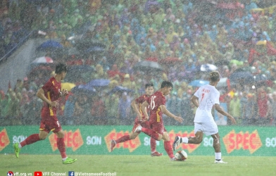 BTC dọa bắn hạ 'khách không mời mà đến' ở trận thắng của U23 Việt Nam