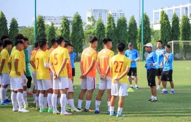 HLV U19 Việt Nam 'thở phào' trước trận ra quân giải AFF