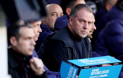 HLV Hansi Flick khen ngợi cái tên bất ngờ sau chiến thắng 3 sao