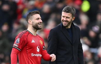 Luke Shaw ngầm chỉ trích Amorim