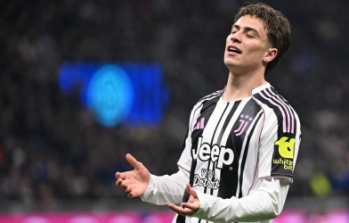 Bóng tối đang bao trùm nền bóng đá Ý