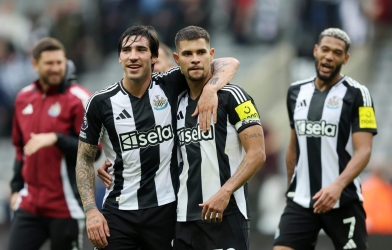 Động thái mới của Newcastle khiến MU mừng thầm