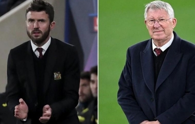 Carrick thừa nhận một điều sau khi Sir Alex nhập viện