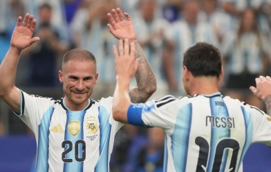 Sao Argentina tuyên bố ĐT Anh đã 'mất chất'