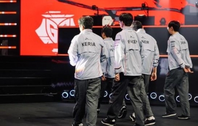 Cặp sao T1 bị chỉ trích dữ dội vì xuất hiện trong đội hình tiêu biểu MSI 2026