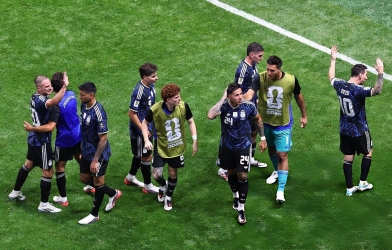 Argentina chỉ còn cách cột mốc lịch sử một trận thắng