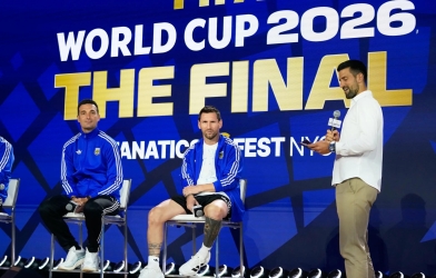 Messi dự cuộc họp báo kỳ lạ cùng Brady, Djokovic và Durant