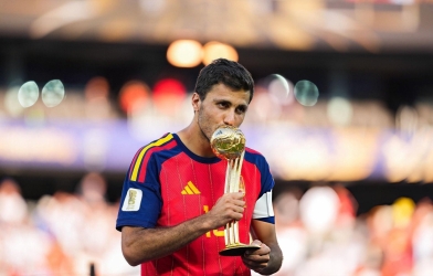 Rodri phải phẫu thuật ngay sau chức vô địch World Cup