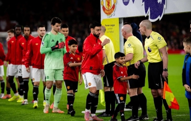 Sao Man United cắt ngắn kỳ nghỉ, trở lại tập luyện sau ác mộng World Cup