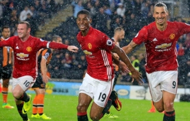 Rooney chỉ đích danh cầu thủ có thể phá kỷ lục vĩ đại nhất của mình