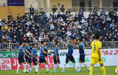 Lội ngược dòng cảm xúc, 'PSG Việt Nam' có được chiến thắng đầu tiên tại V-League