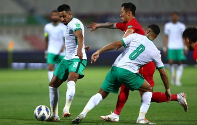 VIDEO: ĐT Trung Quốc cầm hòa ‘đối thủ lớn châu Á’ đầy may mắn