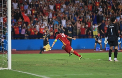 VIDEO: Đội trưởng U23 Việt Nam ghi bàn nhấn chìm U23 Indonesia