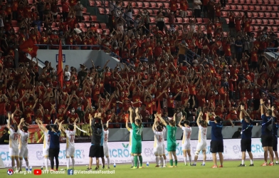 CĐV ĐNÁ nói bóng gió về việc trọng tài thiên vị ĐT nữ Việt Nam