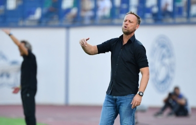 HLV Polking nói gì khi Thái Lan gặp 'biến cố lớn' tại Cup châu Á?