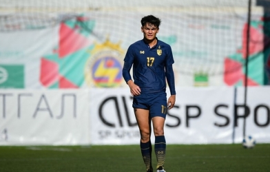 Sao trẻ ĐT Thái Lan bất ngờ nhập viện vì đồ ăn tại AFF Cup 2021