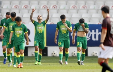 Bóng đá Trung Quốc gặp 'bất lợi cực lớn' tại đấu trường số 1 châu Á