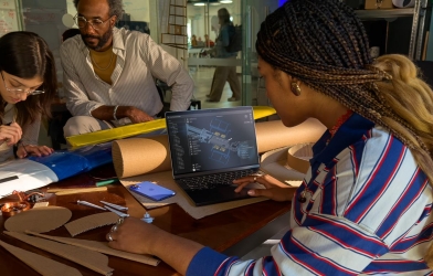 MacBook Neo: Trải nghiệm 1.23kg cực mỏng nhẹ cho fan thể thao năng động