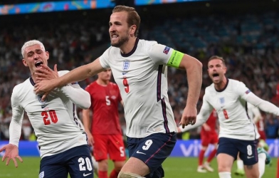 Báo Anh: 'Hãy mang Italia đến đây'