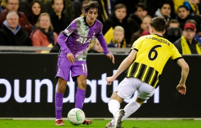 Kết quả bóng đá hôm nay (22/10): Tottenham, Roma thua sốc