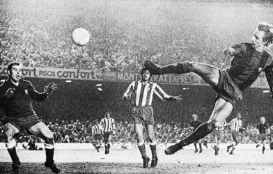 Những thước phim quý giá về siêu phẩm của cố huyền thoại Johan Cruyff