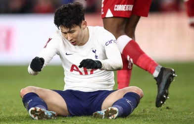 Sau MU, đội bóng tại Championship tiếp tục loại Tottenham khỏi Cúp FA