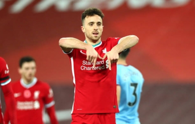 Jota lại khiến Liverpool lo sốt vó