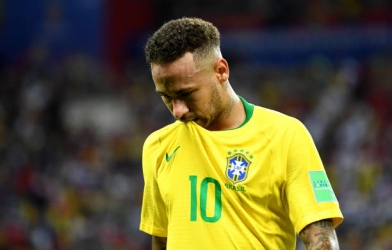 Neymar bị tấn công, nguy cơ lỡ Copa America