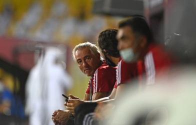 HLV UAE: 'Chúng tôi đã có thể ghi 5, 6 bàn vào lưới Thái Lan thay vì thắng 3-1'