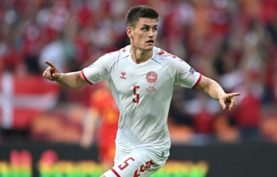 Maehle đặt dấu chấm hết cho xứ Wales