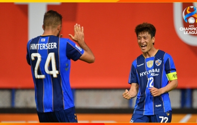 VIDEO: Nhà vô địch Thái Lan thảm bại ở đấu trường châu lục