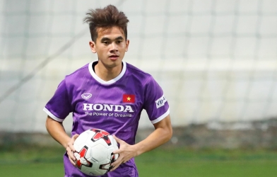 HLV Park gọi bổ sung một cầu thủ của Hà Nội FC