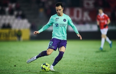 Vượt 10.000km để đá 'chung kết', sao châu Âu của Malaysia phải nếm trái đắng