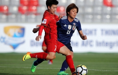 Tuyển thủ Việt Nam 'hóa' Beckham khiến AFC phải 'ngả mũ thán phục'