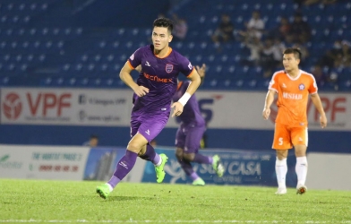 Trung phong số 1 ĐT Việt Nam mờ nhạt, Bình Dương thua đau trên sân nhà